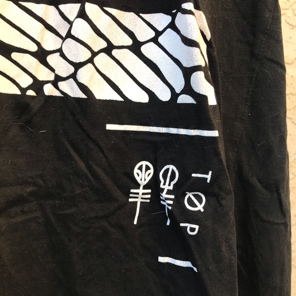 Twenty One Pilots Tshirt - Picture 4 of 6